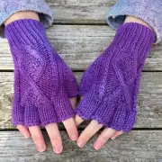Hand dyed fingerless gloves M image 2