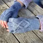Hand dyed fingerless gloves M image 1