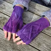Hand dyed fingerless gloves M image 3