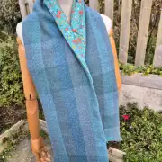 Two Sisters lambswool Tweed scarf image 2