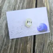 Painted sea glass pin badge image 1