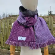 Two Sisters lambswool Tweed scarf image 3