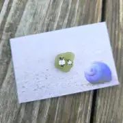 Painted sea glass pin badge image 1
