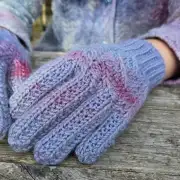 Hand dyed gloves - XS image 2