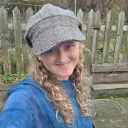 Two Sisters Tweed cap hat 57cm image 3