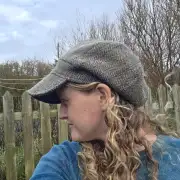 Two Sisters Tweed cap hat 57cm image 4