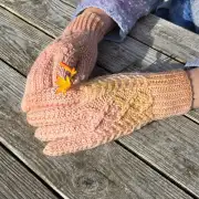 Hand dyed gloves - M image 1