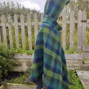 Two Sisters Tweeds Poncho Cloak image 7
