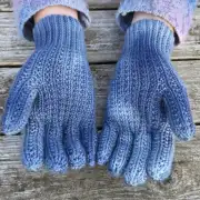 Hand dyed gloves - L image 4