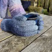 Hand dyed gloves - M image 5