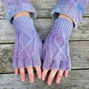 Hand dyed fingerless gloves M image 2