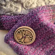 Three Sisters Tweed Hooded scarf image 4