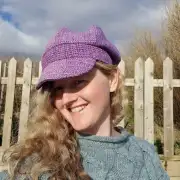 Two Sisters Tweed cap hat 56cm image 5