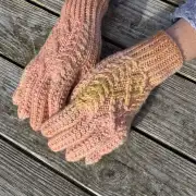 Hand dyed gloves - M image 2