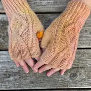 Hand dyed fingerless gloves S image 2