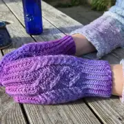 Hand dyed gloves - S image 1