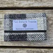 Two Sisters Tweed Card Holder image 1