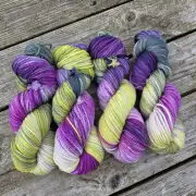 Thistle yarn: aran x 4 image 2