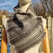UistWool Tweed Neckwarmer image 1