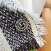 Gotland x hebridean tweed neckwarmer image 2