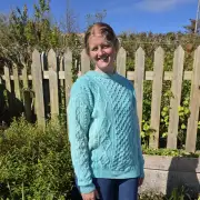 Hand dyed heritage wool jumper XXL image 4