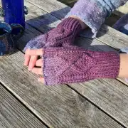 Hand dyed fingerless gloves S image 1