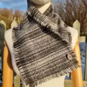 UistWool Tweed Neckwarmer image 1