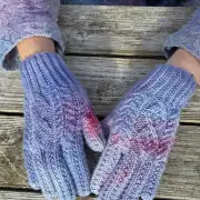 Hand dyed gloves - XS image 4