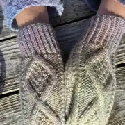 Hand dyed mittens - S image 3