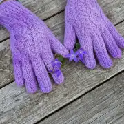 Hand dyed gloves - M image 2