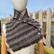 UistWool Tweed Neckwarmer image 1