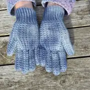 Hand dyed gloves - M image 2