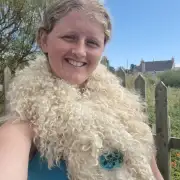 Felted wool collar - gotland image 3