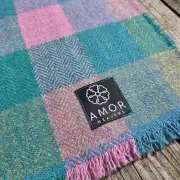Amore Tweed Table Runner image 3