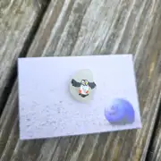 Painted sea glass pin badge image 1