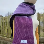Two Sisters lambswool Tweed scarf image 1