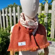 Two Sisters lambswool Tweed scarf image 3
