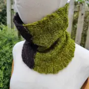 Hand Knitted gotland & hebridean cowl/ headband image 6