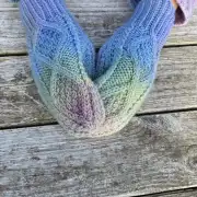 Hand dyed mittens - S image 1