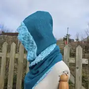 Harris Tweed Hooded scarf image 6