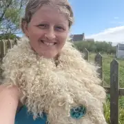 Felted wool collar - gotland image 2