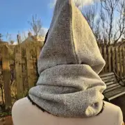 Harris Tweed Hooded scarf image 3