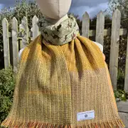 Two Sisters lambswool Tweed scarf image 3