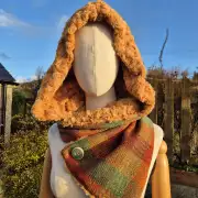 Three Sisters Tweed Hooded scarf image 1