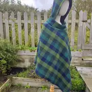 Two Sisters Tweeds Poncho Cloak image 8