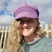 Two Sisters Tweed cap hat 56cm image 1