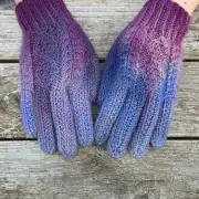Hand dyed gloves - XS image 4