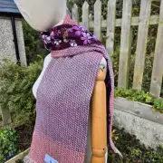 Two Sisters lambswool Tweed scarf image 1