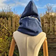 Harris Tweed Hooded scarf image 4