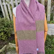 Two Sisters lambswool Tweed scarf image 3